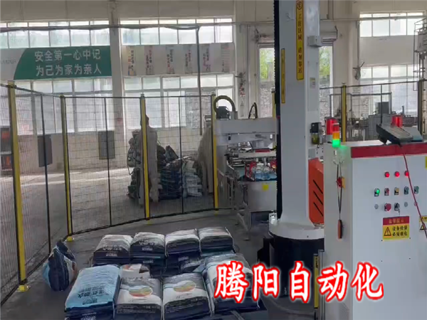 肥料立柱碼垛機器人